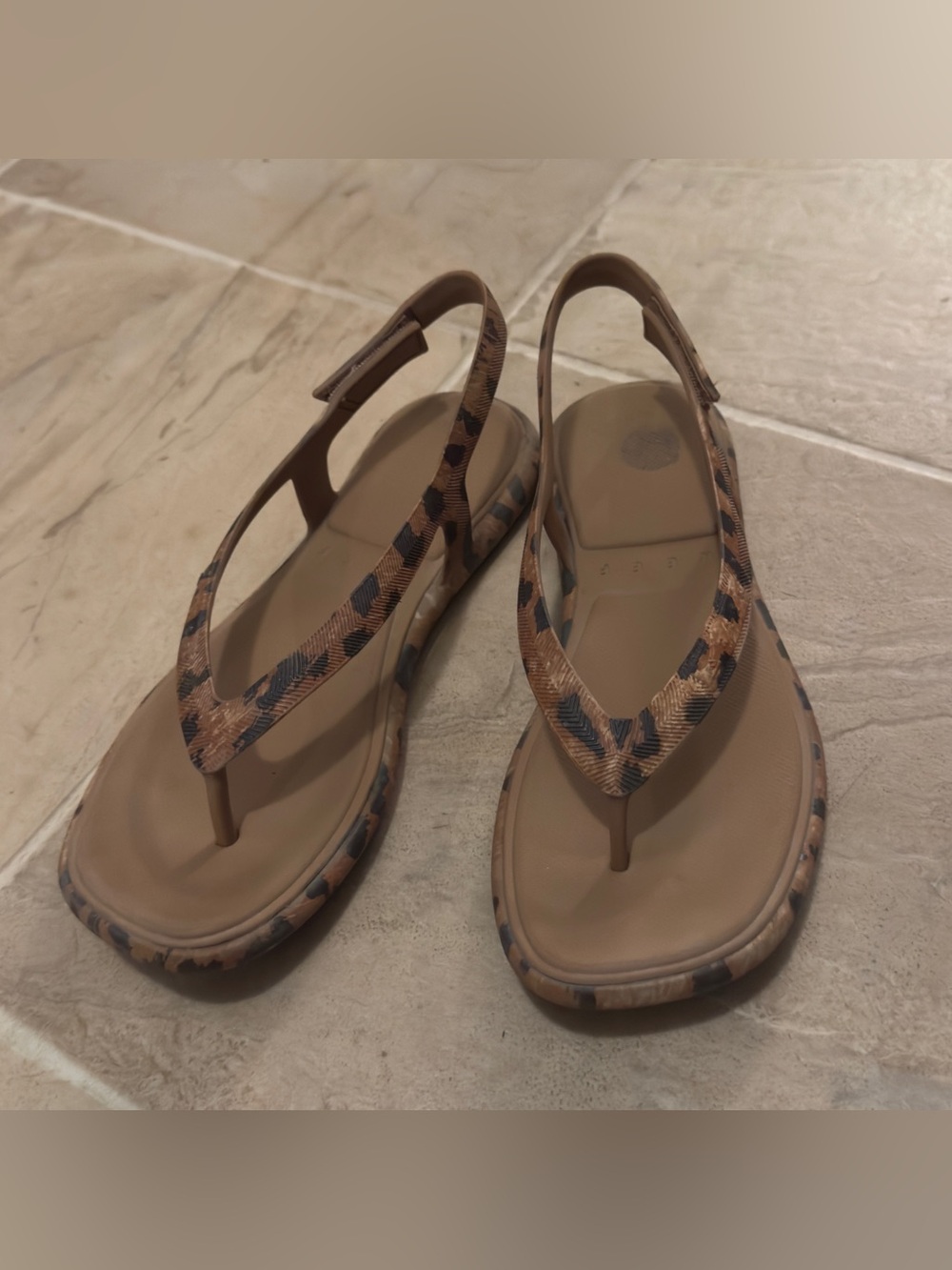 reef water willow maya water sandals in leopard